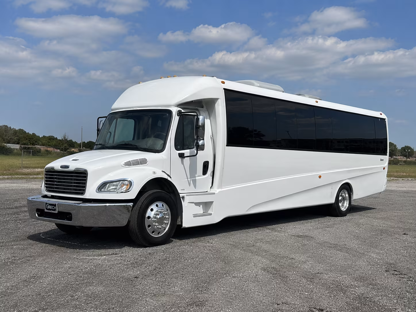 mansfield 50 passenger party bus