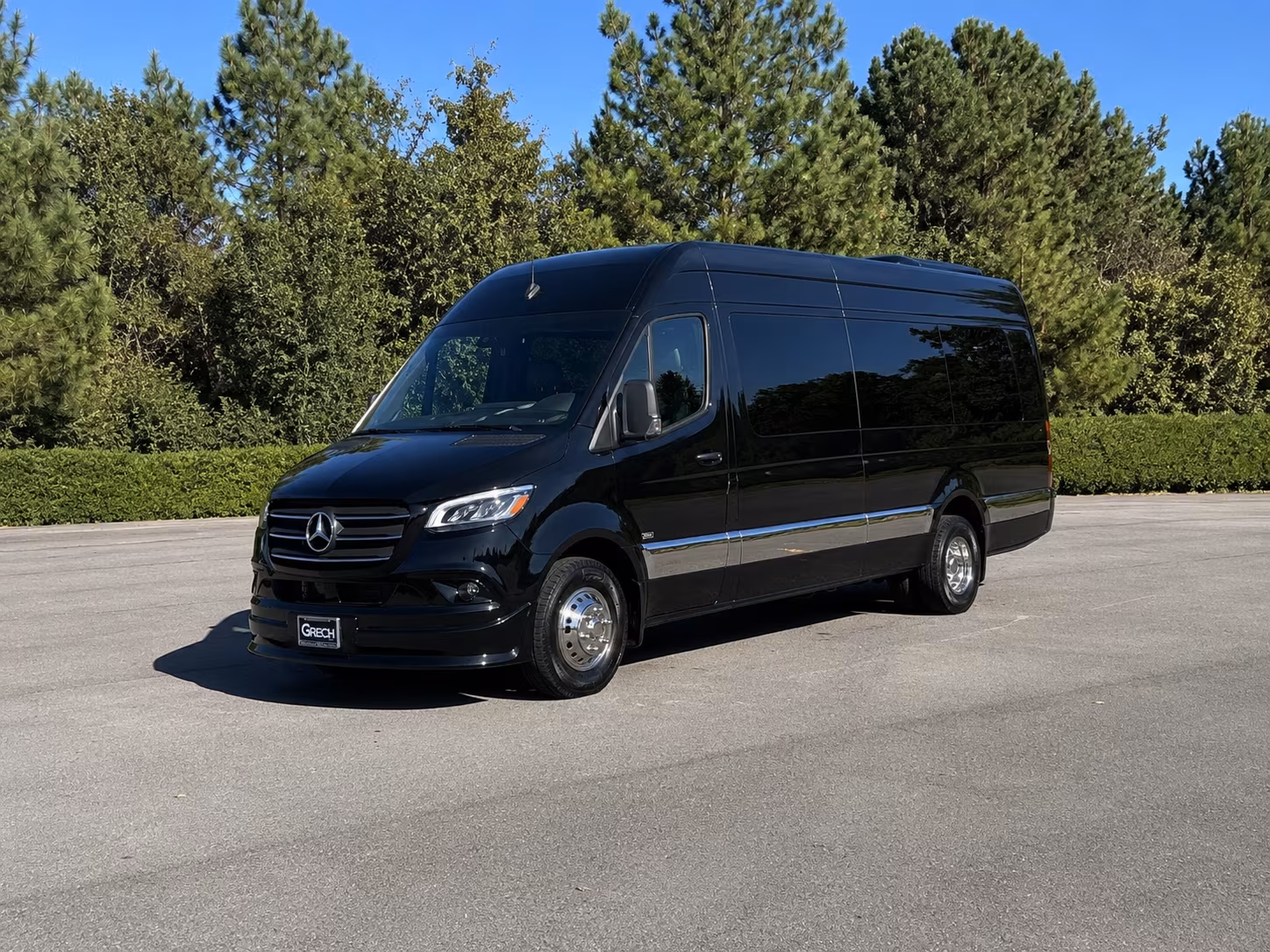 mansfield sprinter van with driver