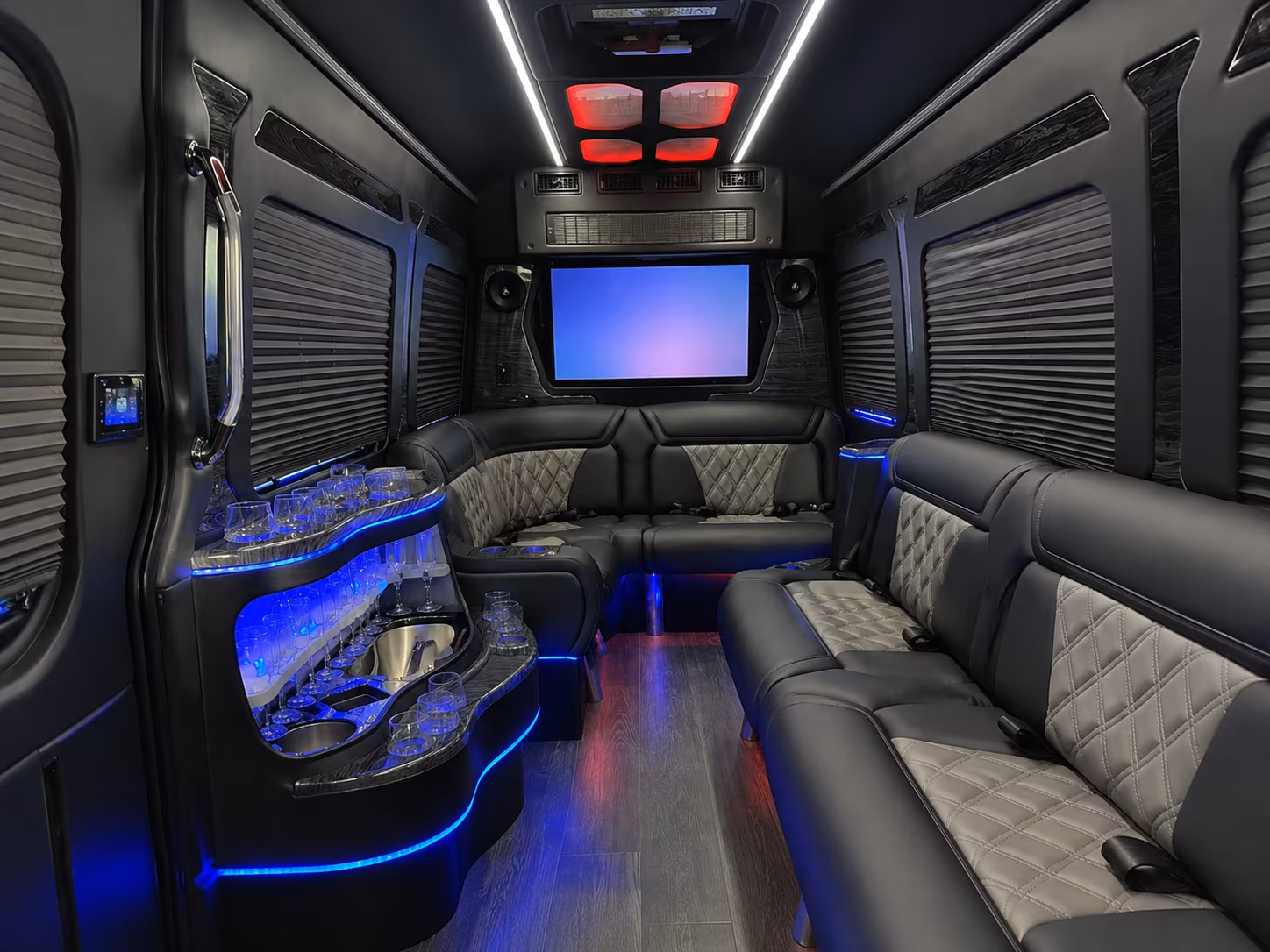shuttle buses for mansfield business parks and corporate campuses